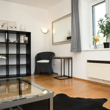 アパート Kaiserblick キッツビュール